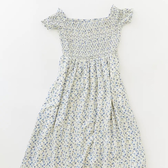 Urban Outfitters Smocked OTS Dress - Picture 4 of 5